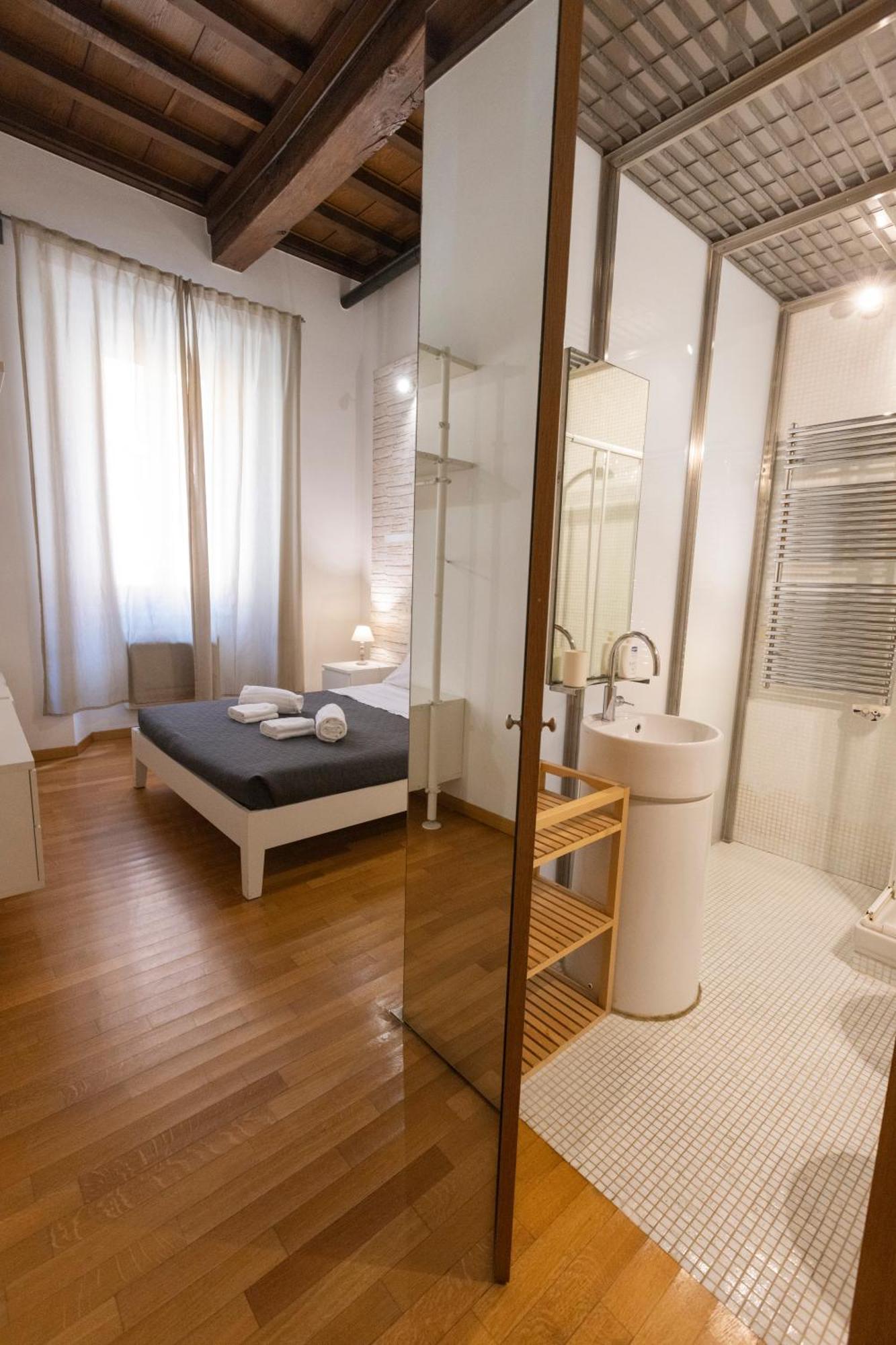 Barberini Apt Close To Fontana Di Trevi 罗马 外观 照片