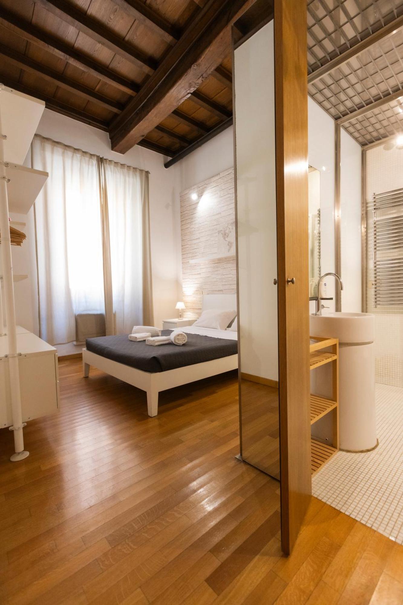 Barberini Apt Close To Fontana Di Trevi 罗马 外观 照片