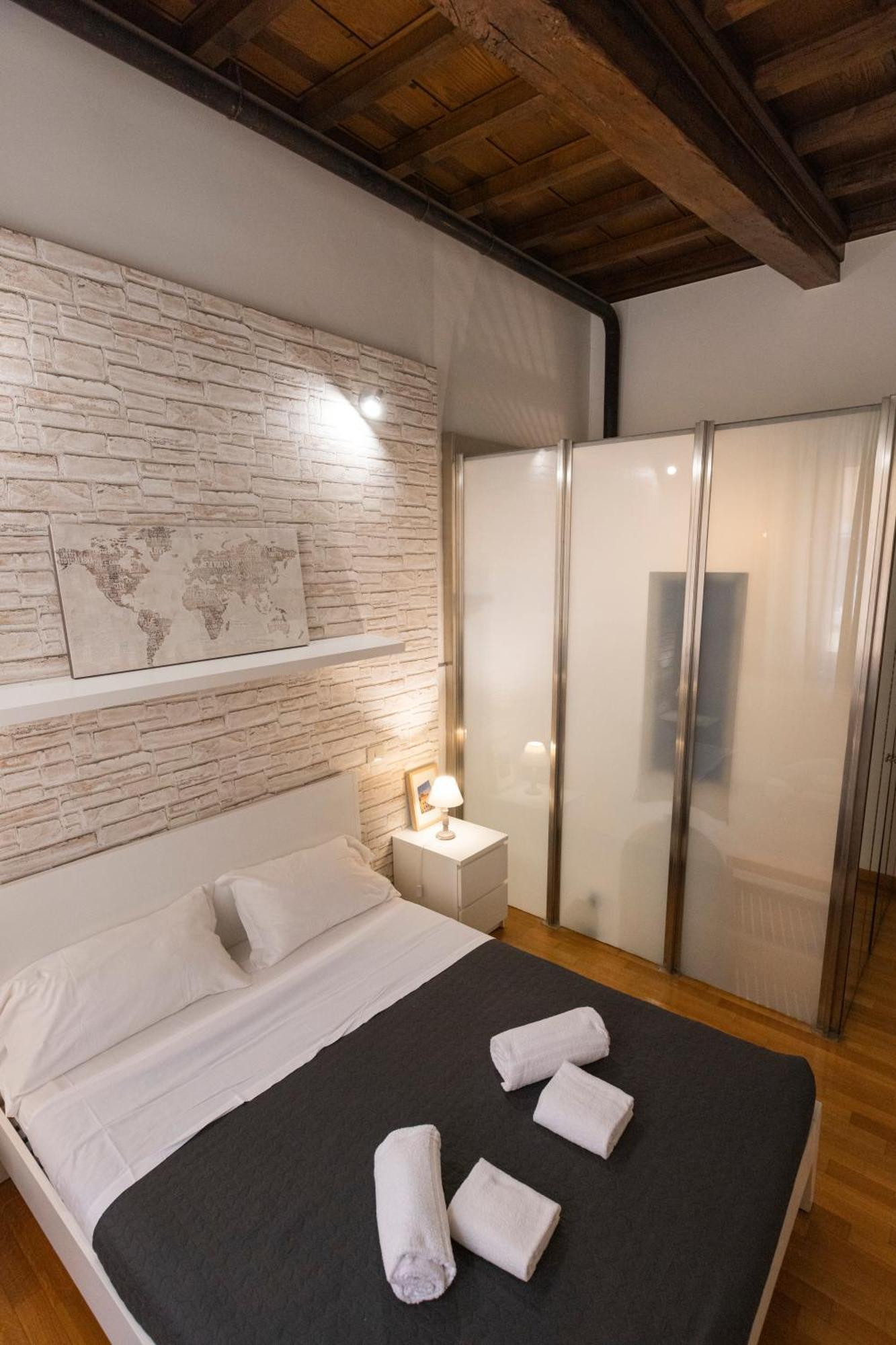 Barberini Apt Close To Fontana Di Trevi 罗马 外观 照片